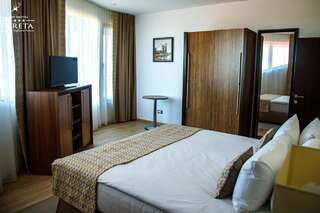 Отель New Hotel Egreta Дунавэцу-де-Жос Апартаменты с 2 спальнями-2